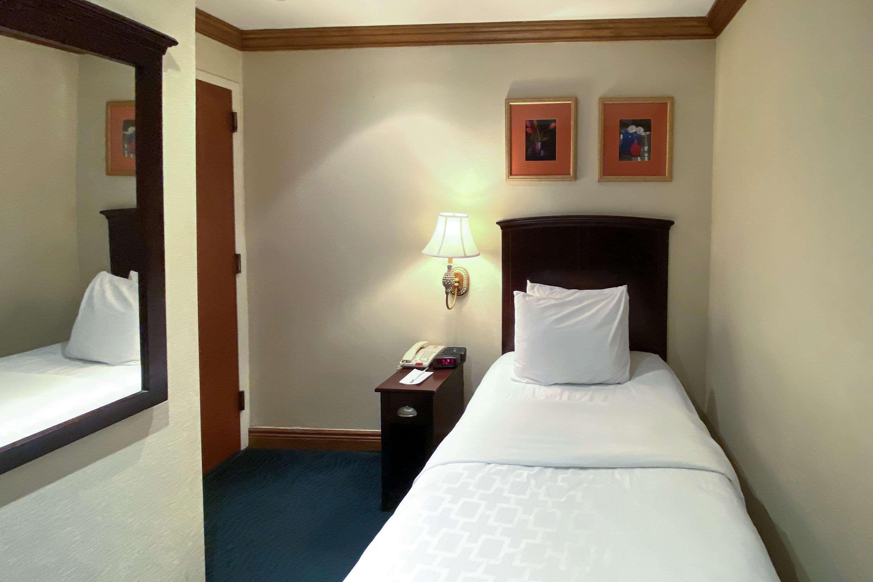 Clarion Hotel Park Avenue New York Exterior photo