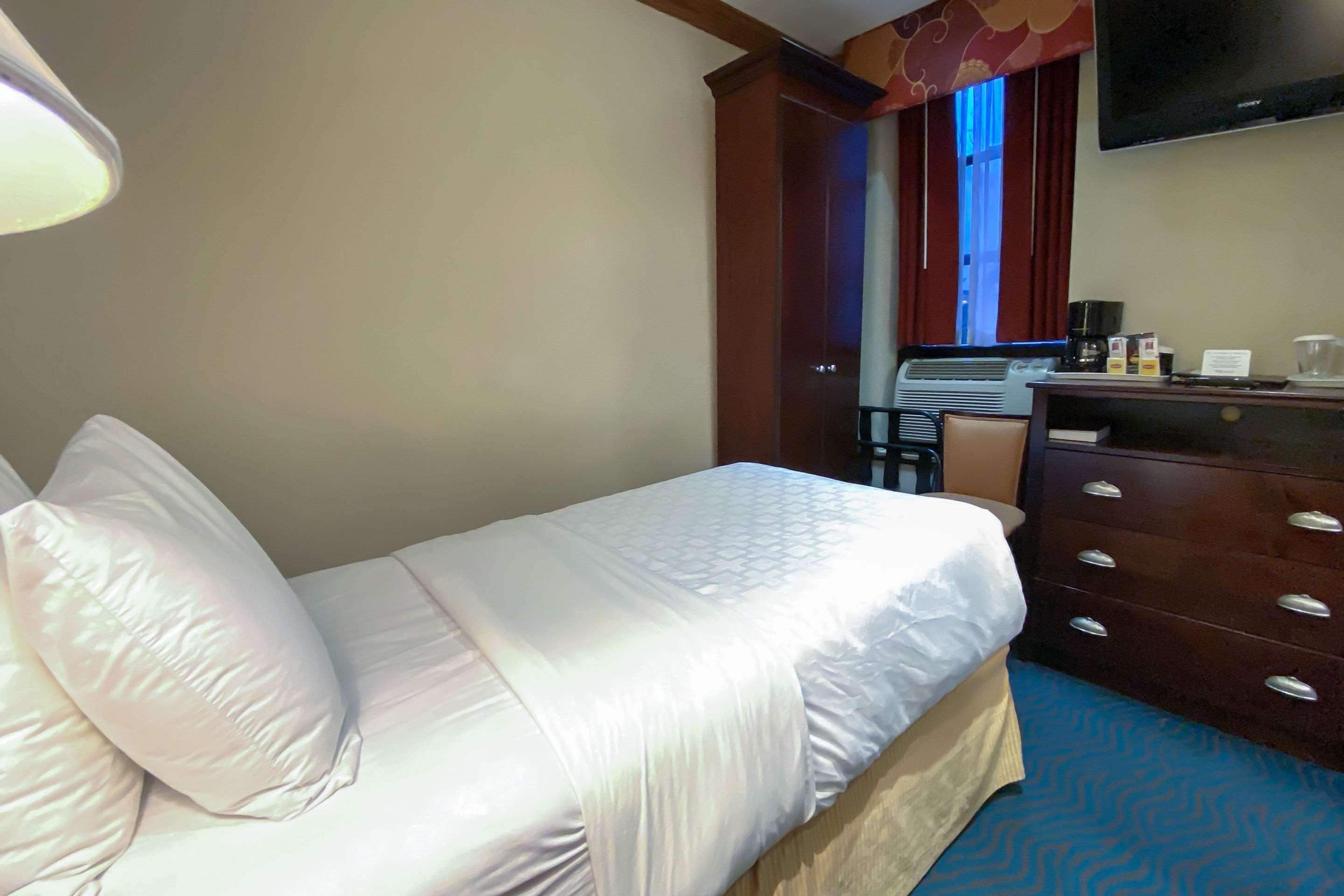 Clarion Hotel Park Avenue New York Exterior photo